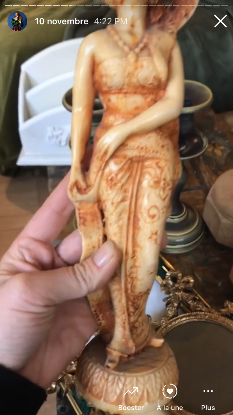 Statue Saawarya