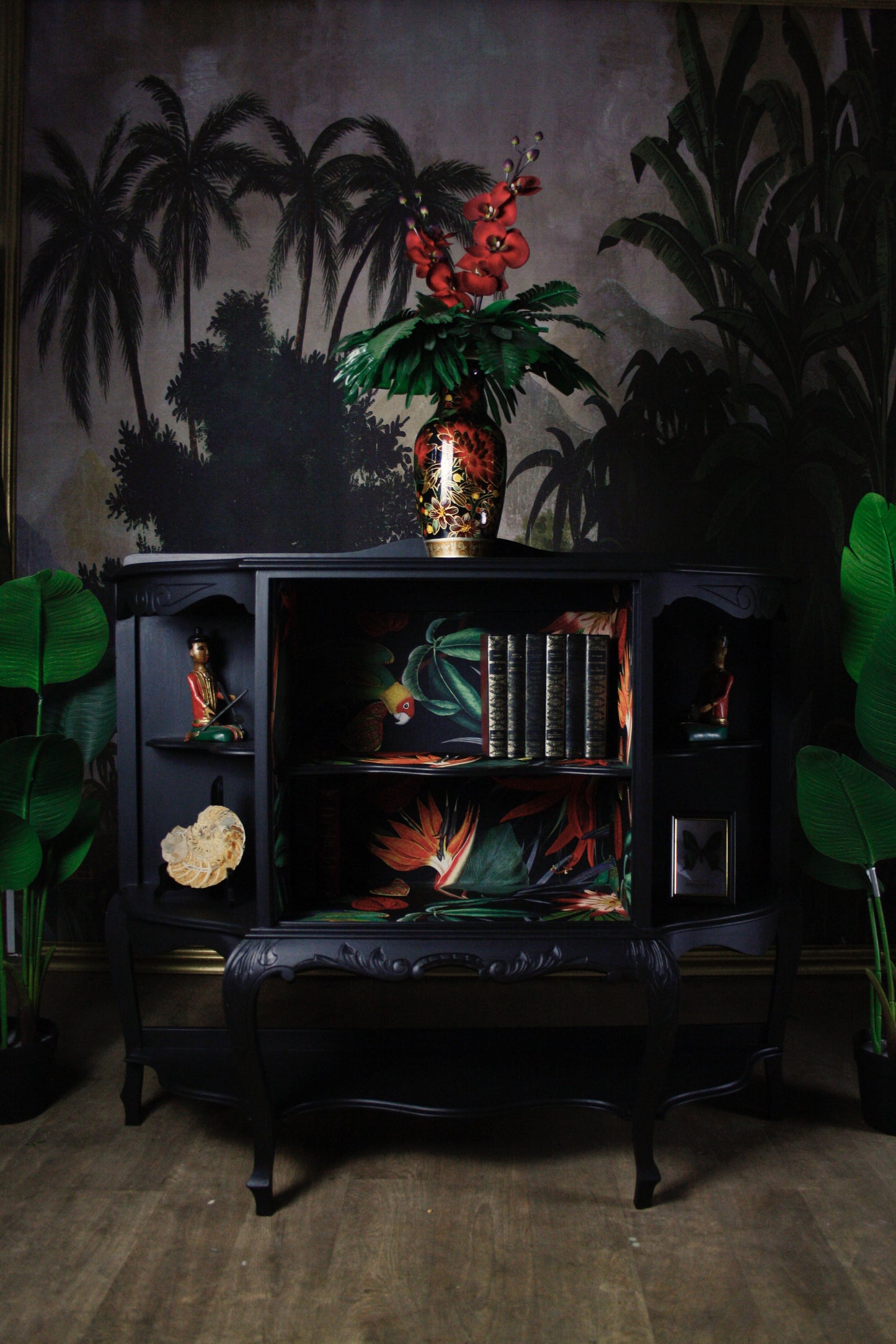Buffet Dark Jungle